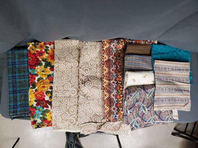 Lot of Vintage Fabric (1 of 9)