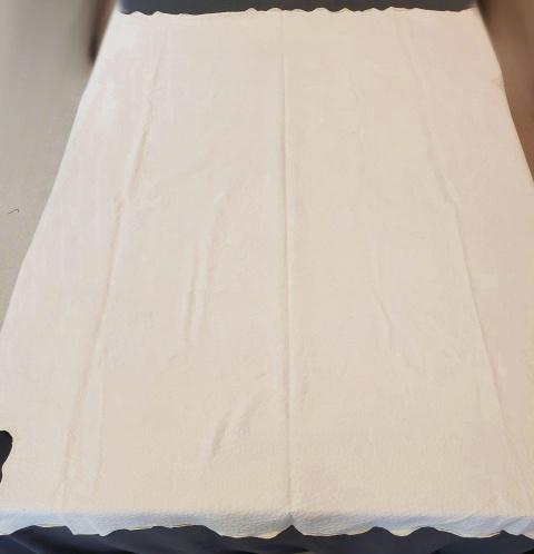 Vintage MatelassÃ© Bedspread with Pansies (1 of 8)