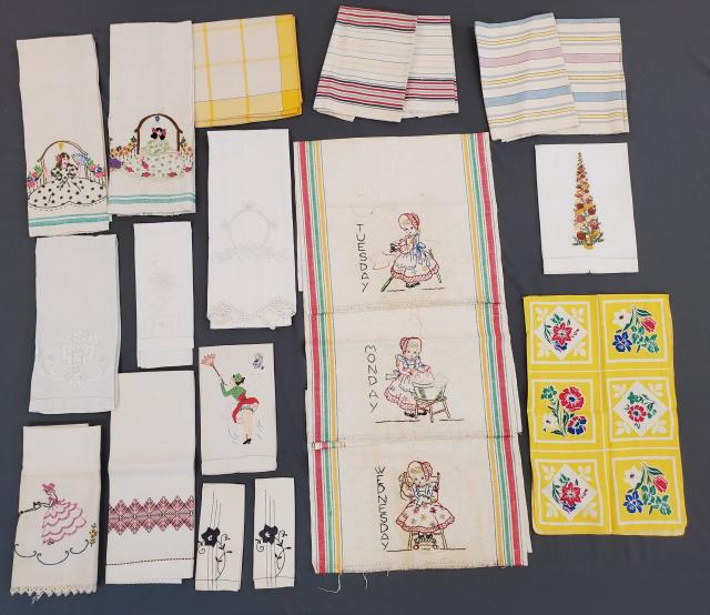 20 Vintage Linen Towels - Embroidery and more (1 of 15)