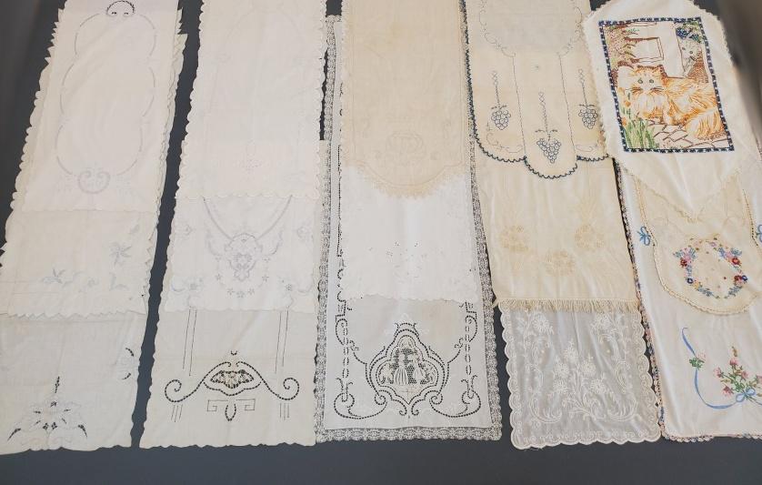 Group of 15 Vintage Hand Embroidered Runners -2 (1 of 16)