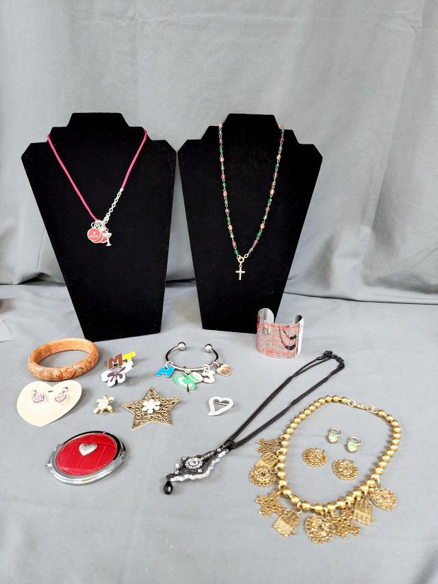 Costume Jewelry - Marc Jacobs, Brighton, more (1 of 17)