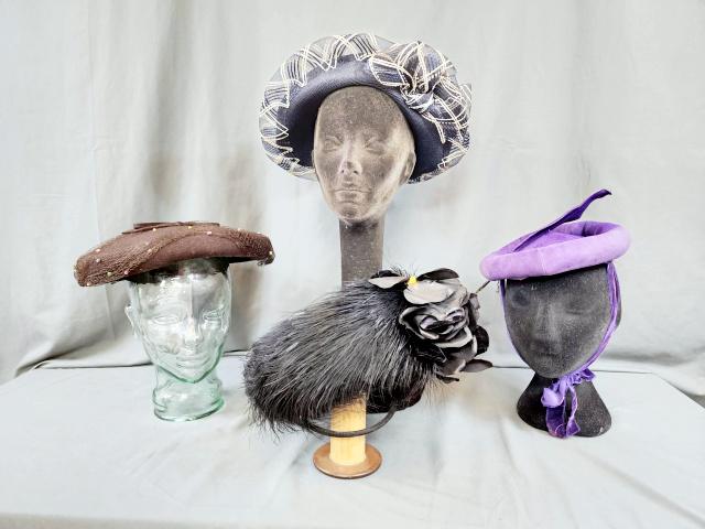 4 Vintage Ladies Hats (1 of 20)