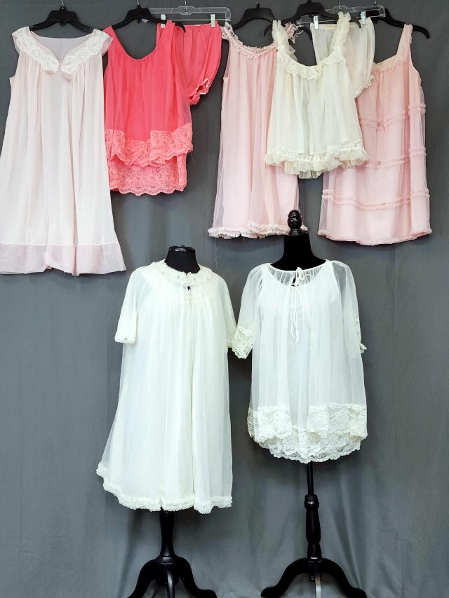 Vintage Baby Dolls Negligees, Panties, Robes (1 of 20)
