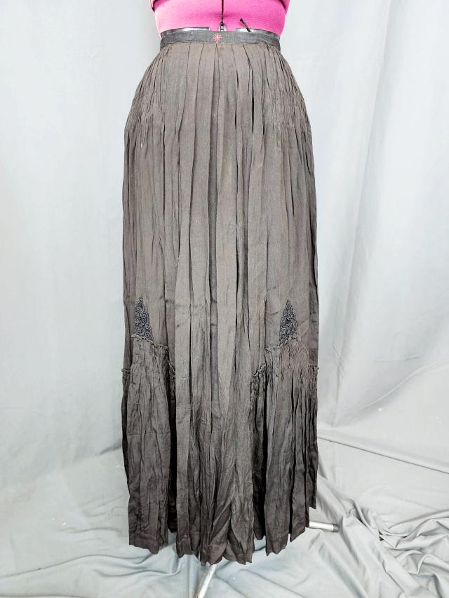 Antique Black Silk Skirt (1 of 17)