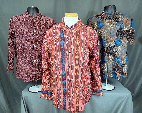 3  Vintage Men's Shirts Batiks & More (1 of 13)