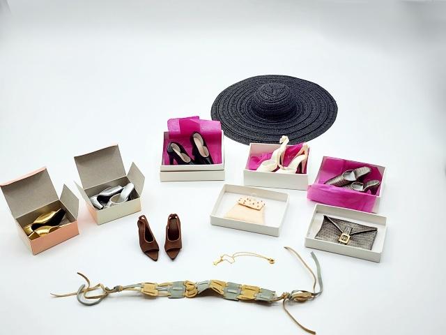 Group Lot of Shoes & Accessories for CeD Dolls (1 of 15)