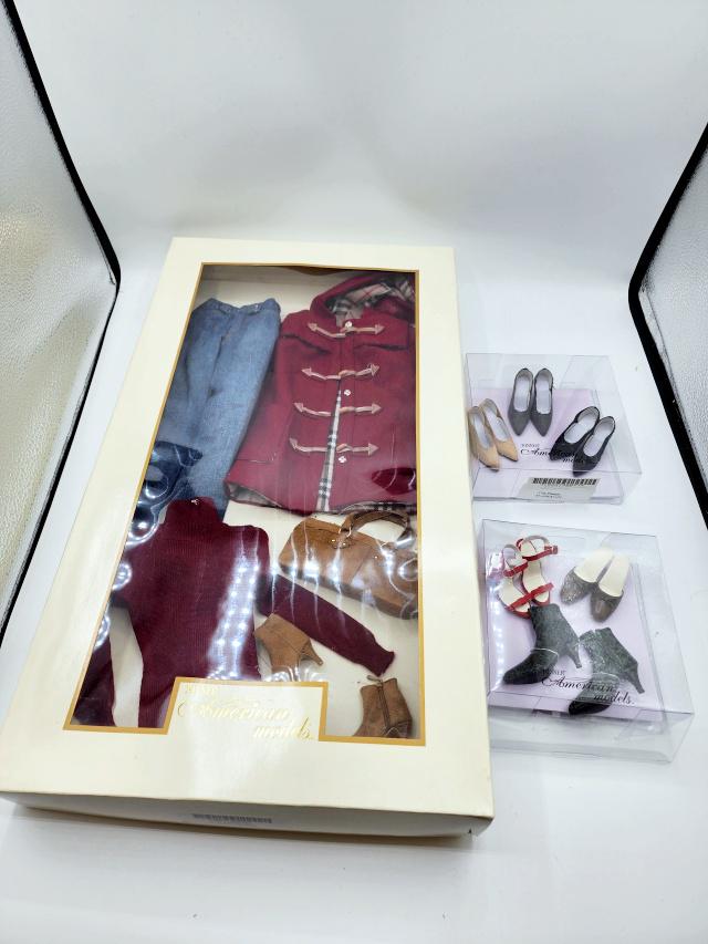 American Model Doll Outfit and Shoes (1 of 5)
