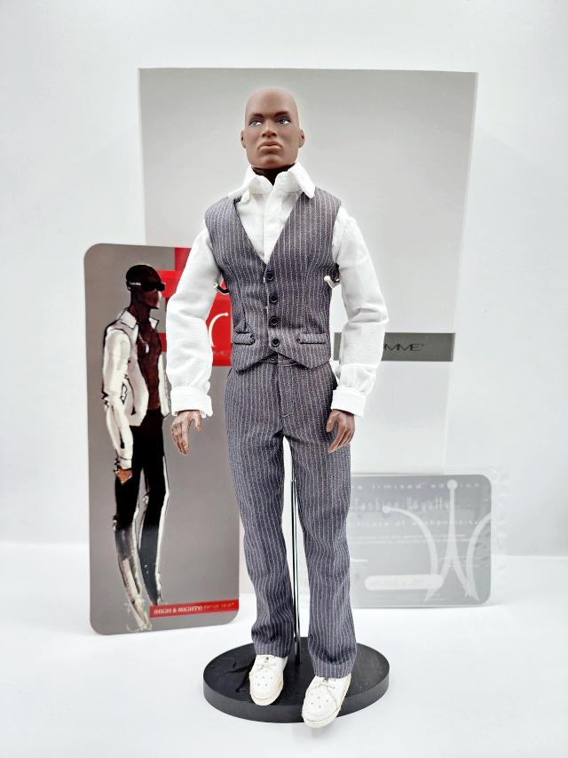 Jason Wu Fashion Royalty High and Mighty Doll: Jason Wu Fashion Royalty High and Mighty Darius Reid Doll Item 91166. Limited Edition to 800. Includes doll, shirt, pants, vest, jacket, shoes, COA, story card, stand, and original box and shipper. Mi