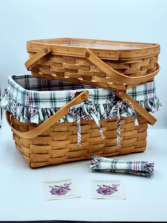 2 Longaberger Baskets: Lg Market, Sm Gathering (1 of 14)