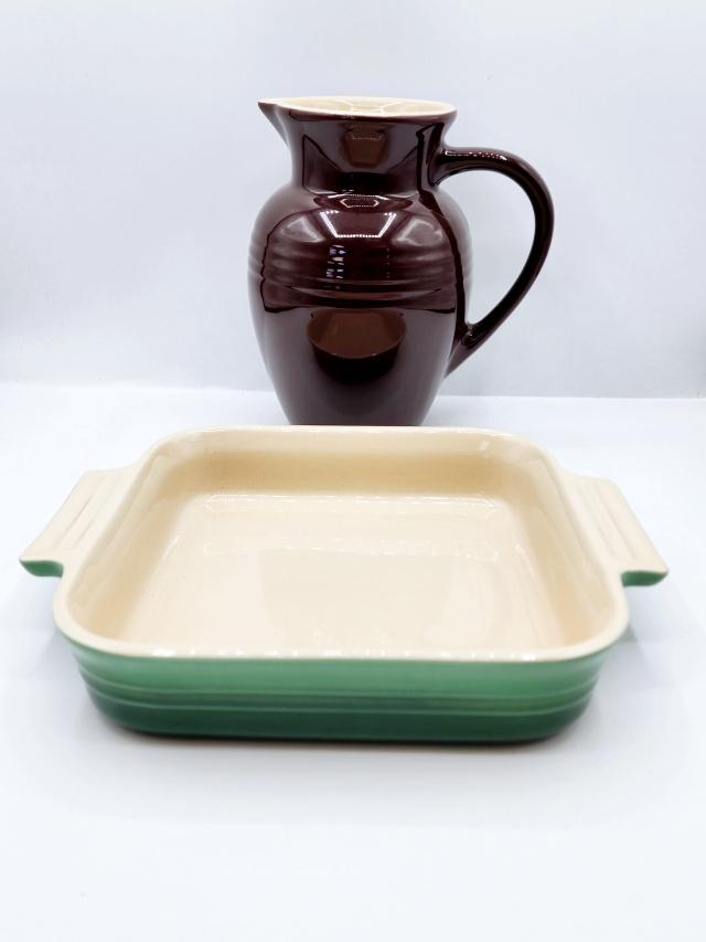2 Pcs Le Creuset Pottery (1 of 10)