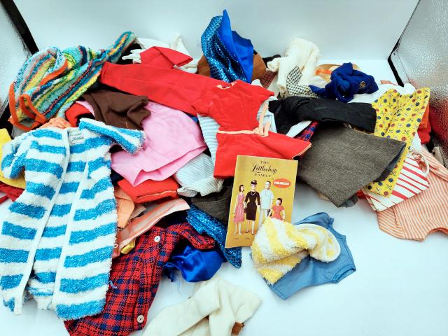 Vintage 1960s Littlechap Doll Clothing (1 of 10)