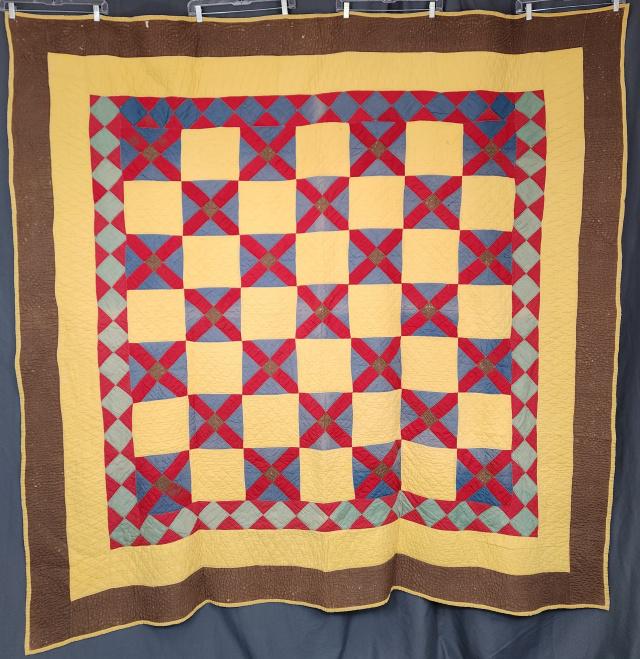Antique Mennonite Travelers Puzzle Quilt (1 of 10)