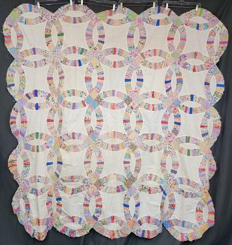 Vintage c1930s Double Wedding Ring Quilt Top (1 of 6)