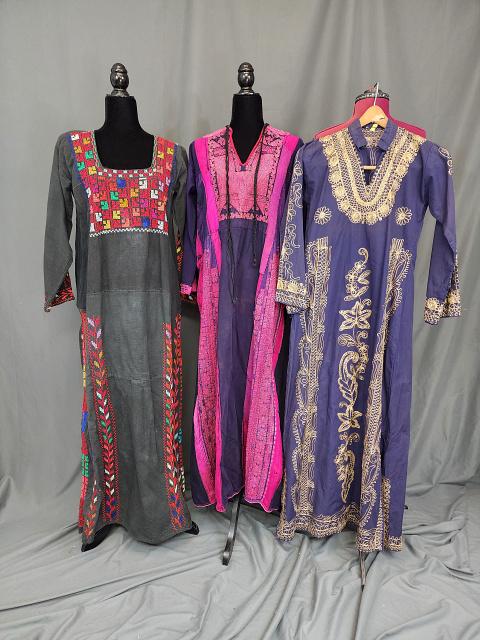 3 Vintage Ethnic Dresses (1 of 18)
