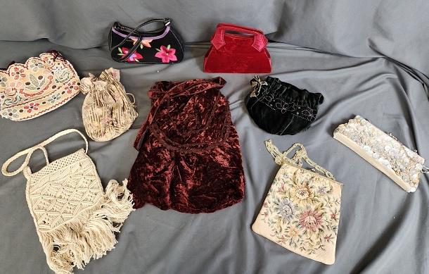 Group of 9 Vintage Purses (1 of 19)
