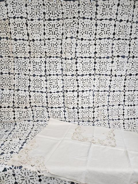 2 Vintage Linen Cutwork Tablecloths (1 of 14)