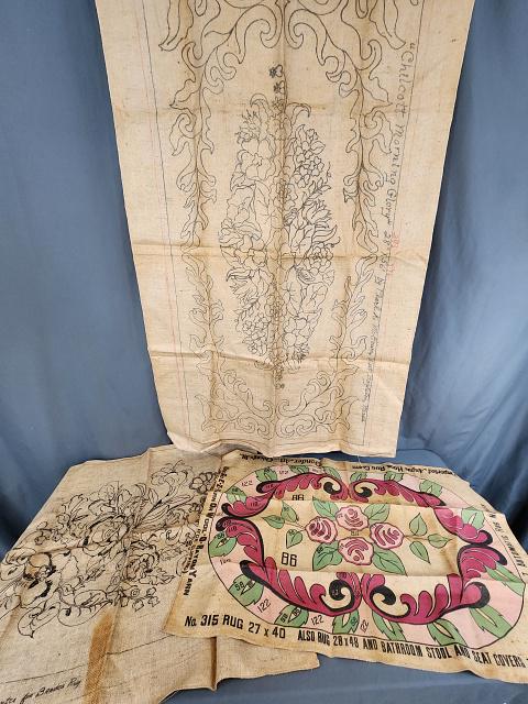 3 Vintage Hook Rug Cloths - Flowers (1 of 8)