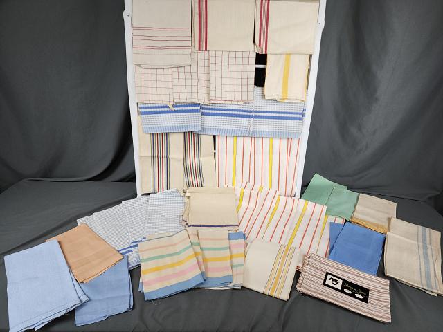 Group of 42 Vintage Dish Towels (1 of 12)