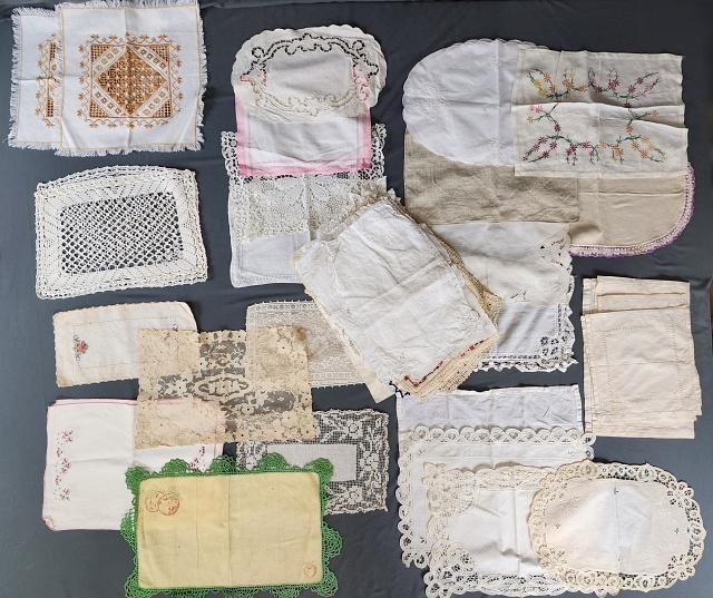 Over 40 Vintage Placemats - Linen, Lace, More: Over 40 Vintage Placemats including a few sets but mostly singles. Many linen, lace, Battenberg, embroidered, printed, and more. Overall fair to good condition with some spots and storage discoloratio