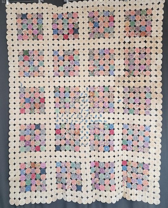 Vintage c1930 Child Yo-Yo Quilt Bedspread (1 of 7)