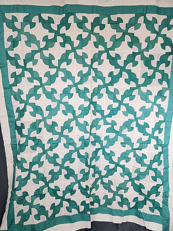 Vintage c1930 Drunkards Path Quilt Top (1 of 8)