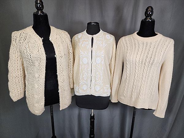 4 Vintage Sweaters (1 of 19)