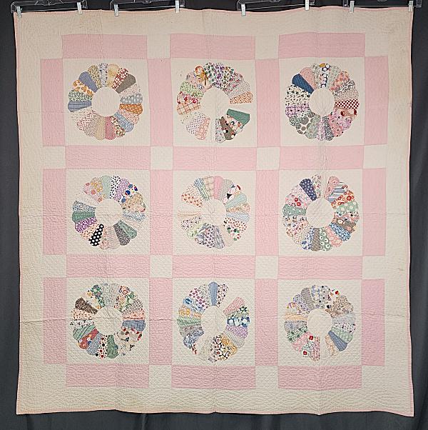 Vintage c1930 Dresden Plate Quilt (1 of 8)
