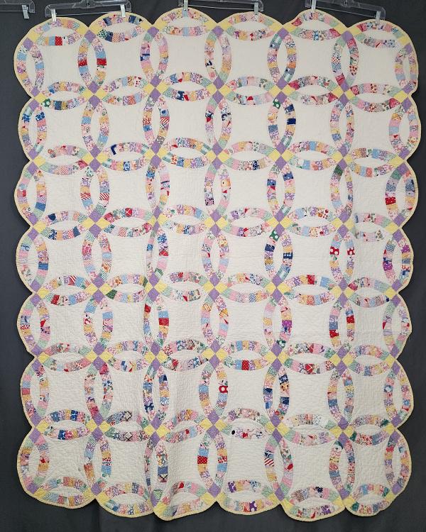 Vintage c1930 Double Wedding Ring Quilt (1 of 9)