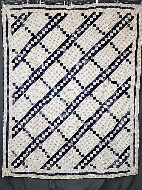 Antique c1910 Jacobs Ladder Quilt (1 of 10)