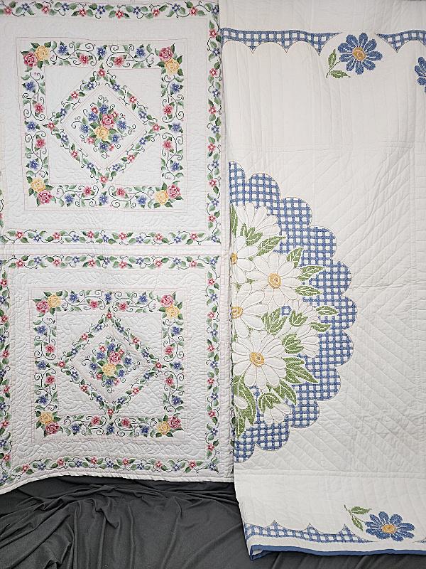 2 Late 20th C Hand Embroidered Kit Quilts (1 of 16)