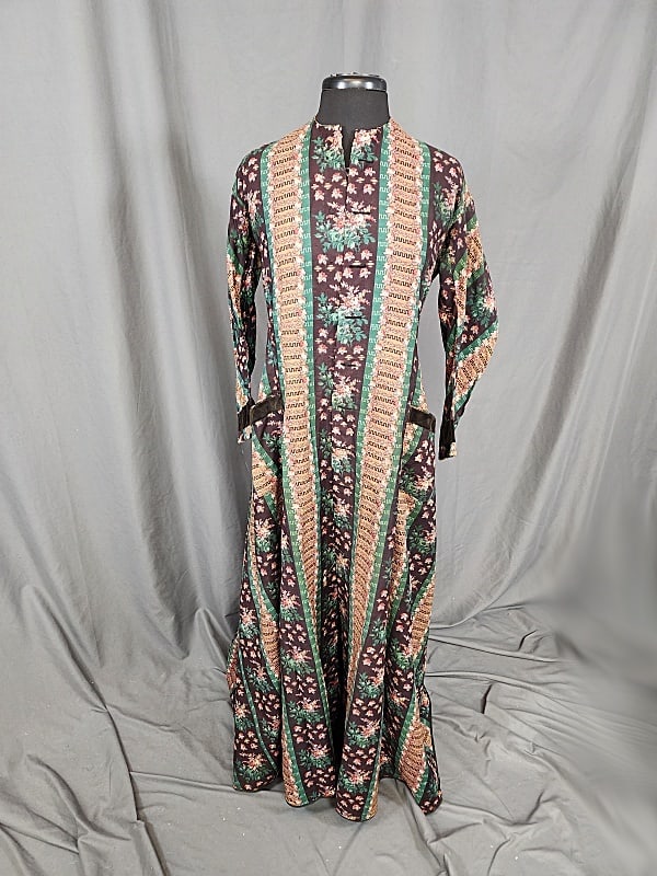 Antique c1850 Wool Challis Wrapper (1 of 9)