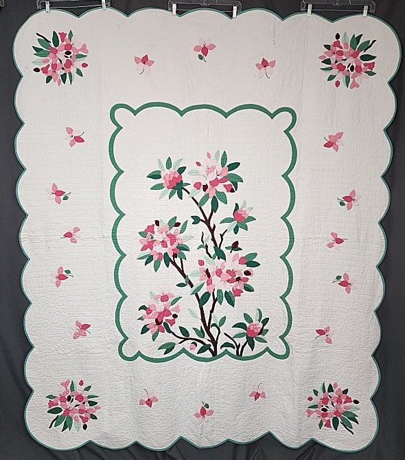 Vintage c1950 Rhododendron Applique Kit Quilt (1 of 10)