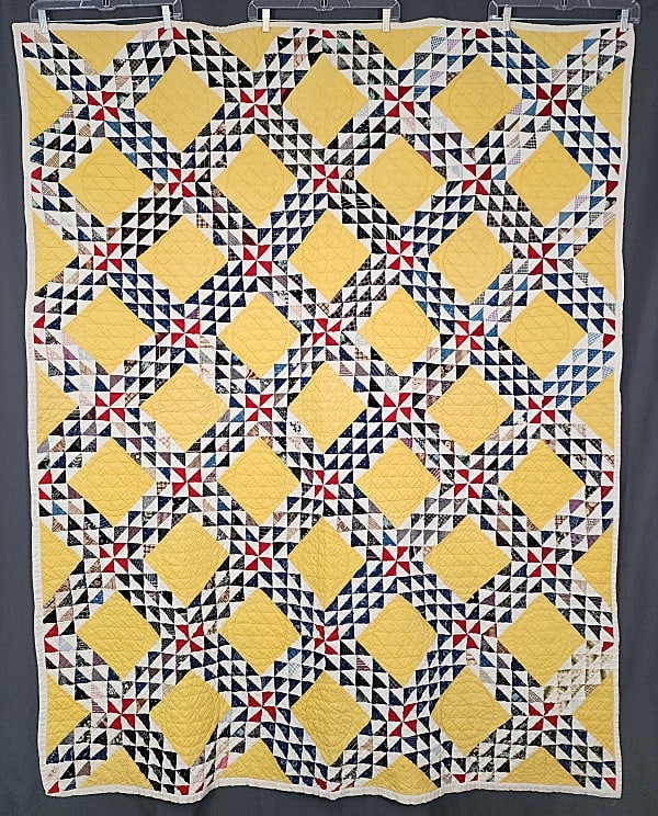 Antique Ocean Waves Quilt c1900 - Mennonite (1 of 11)