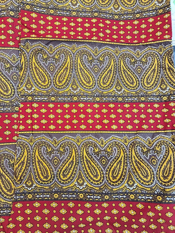 Vintage Le Coudon Brunschwig and Fils Cotton Fabric: Vintage Le Coudon Brunschwig and Fils Cotton Home Decor Weight Fabric measuring 49 inches wide by 4 yards. Print is an alternating yellow, brown, and white, Paisley arranged in stripes with alternatin