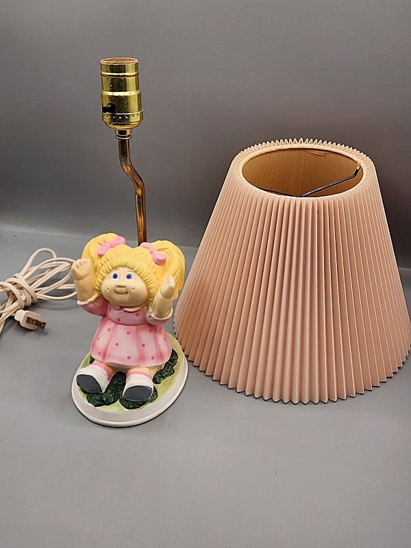 Vintage 1983 Cabbage Patch Kids Lamp (1 of 6)