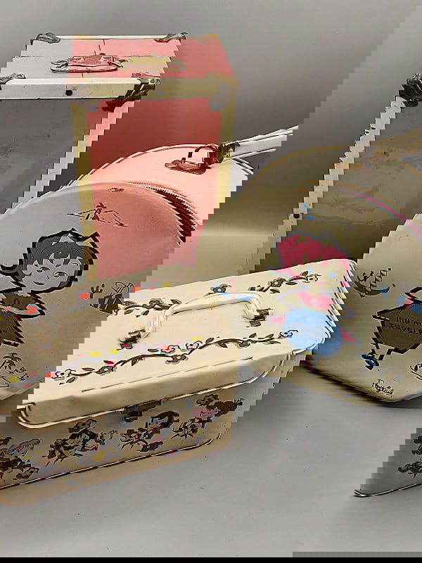 3 Vintage Doll Cases (1 of 17)