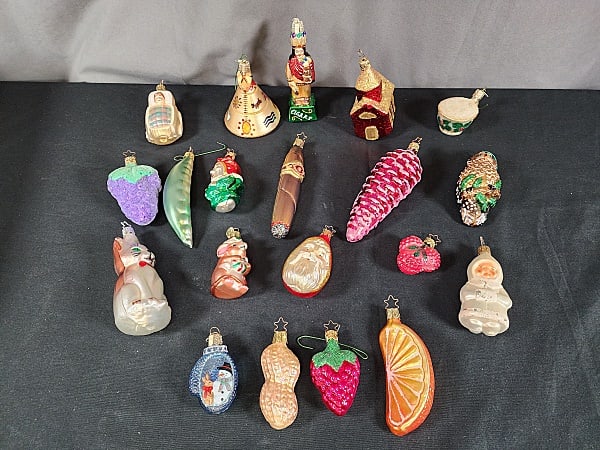 Group of Loose Old World Christmas Ornaments (1 of 9)