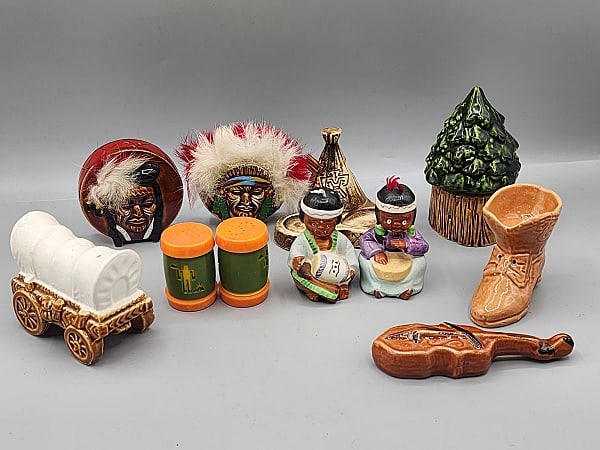Vintage Salt and Pepper Shakers-Native AM, Western (1 of 19)