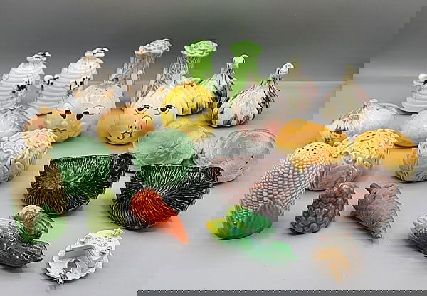 Vintage Salt and Pepper Shakers-Food 2 (1 of 13)