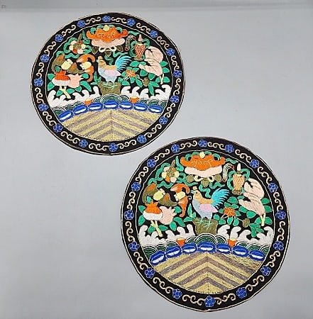 Pair of Vintage Rooster Rondel Badges (1 of 12)