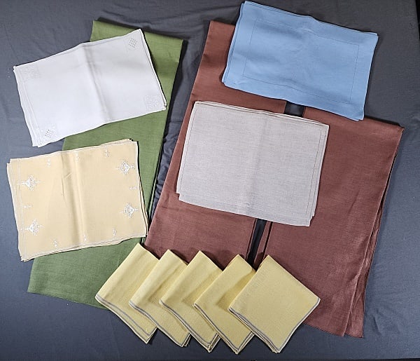 Large Group of Vintage Colored Linens (1 of 15)