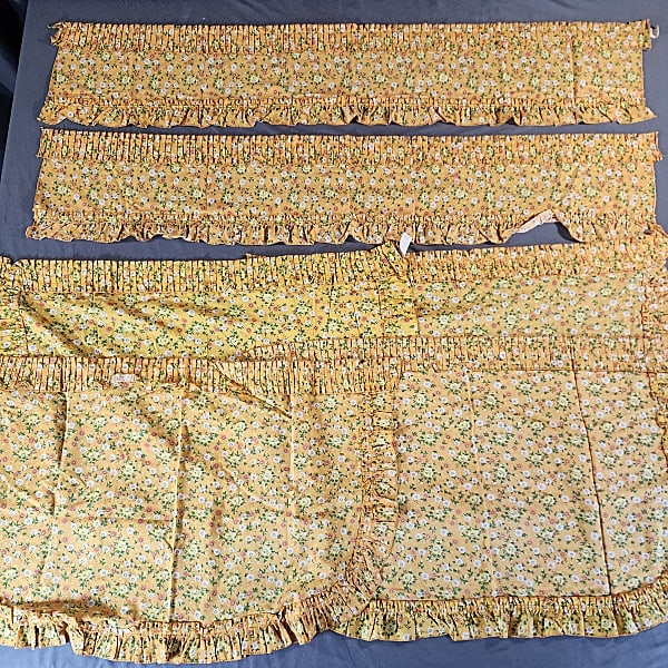 6 Pc Vintage Cafe Curtain Set (1 of 5)