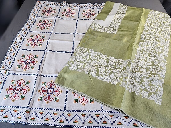 2 Vintage Tablecloths - Damask, Embroidered (1 of 9)