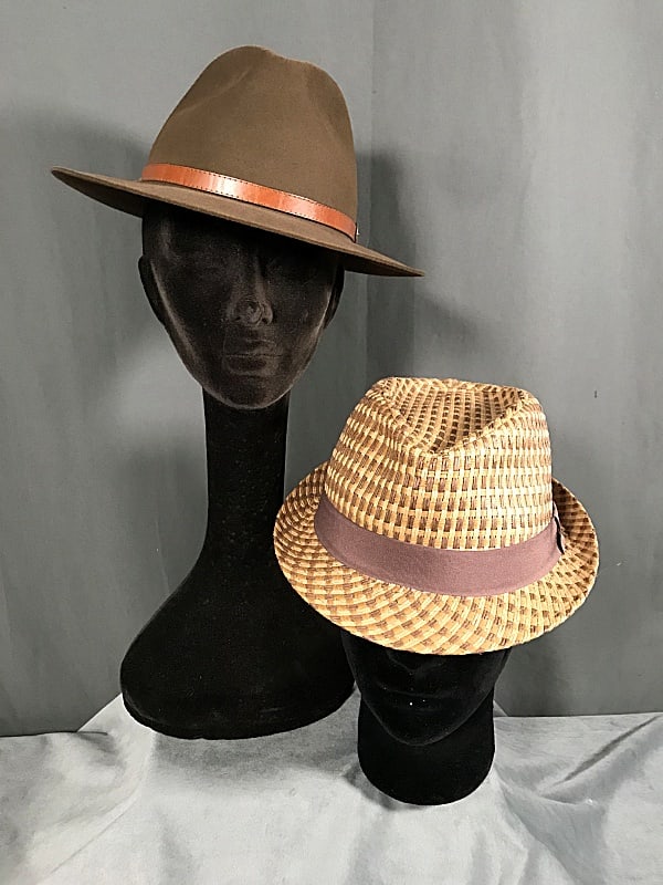 Group of 2 Mens Hats (1 of 9)
