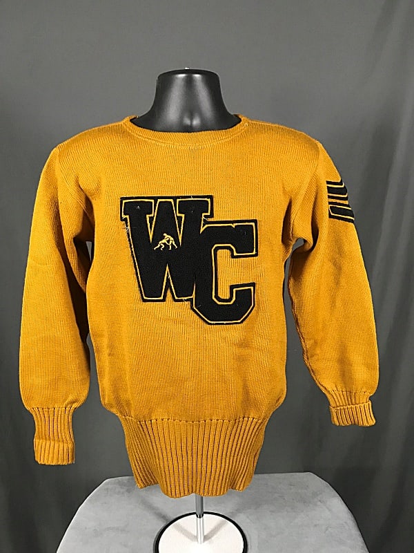 Vintage Mens Varsity Wrestling Sweater c1950: Vintage Mens Varsity Wrestling Sweater c1950. A fun mustard yellow, sz 40 mens vintage varsity wrestling sweater (possibly wool). Featuring navy blue letters "WC" with 2 wrestling figures and 2 arm st