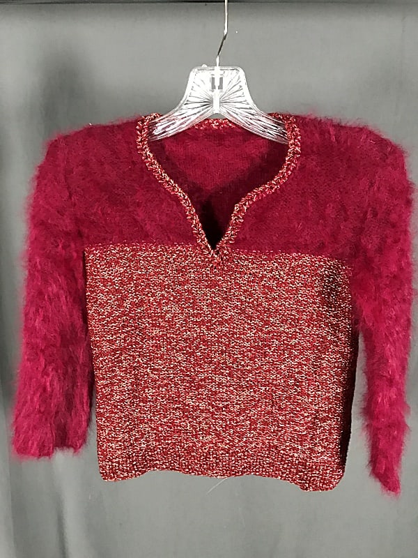 Vintage Childrens Handmade Sweater c1980: Vintage Childrens Handmade Sweater c1980.This funky childrens sweater features shoulder pads, knit burgundy (possibly angora) shoulders and sleeves and a maroon knit body with a gold tone metallic thr