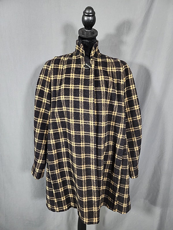 Vintage Ladies Plaid Winter Coat c1950 (1 of 7)