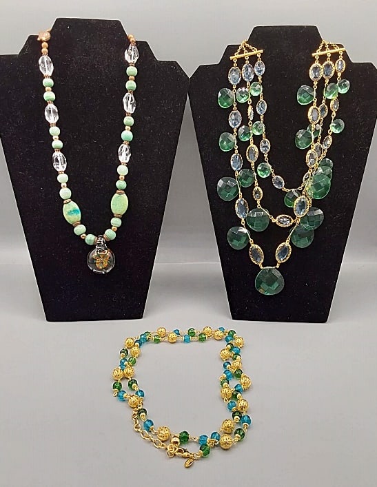 3 Green Statement Necklaces-Joan Rivers and More (1 of 12)
