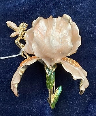 Kirks Folly Enameled Peach Iris Brooch: Kirk's Folly Enameled Peach Iris Brooch. This beautiful high relief gold tone brooch by Kirk's Folly features pearlescent peach and cream marbled enamel as well as a little fairy perched on the upper 