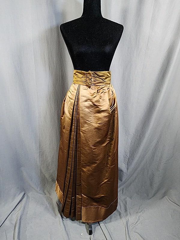Antique Victorian Brown Skirt and Bodice Pieces (1 of 14)